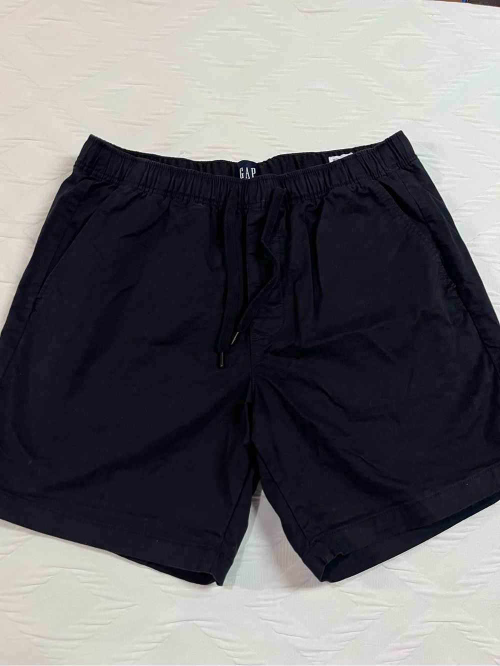 NWOT GAP Men’s Dark Navy Drawstring Cargo Shorts